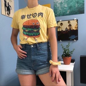 *SOLD* BURGER GRAPHIC TEE